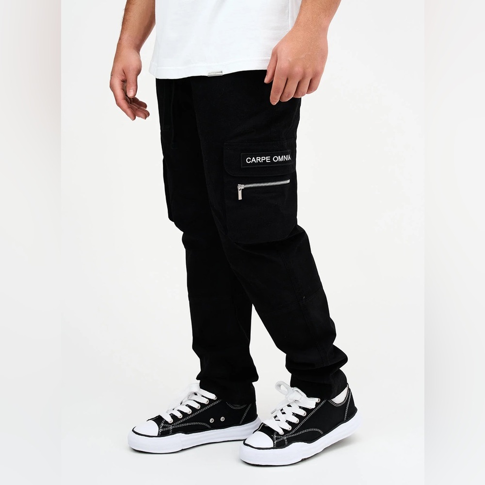 NWT Carpe Omnia V1 Black Cargo Pants Men’s Size Large In Black